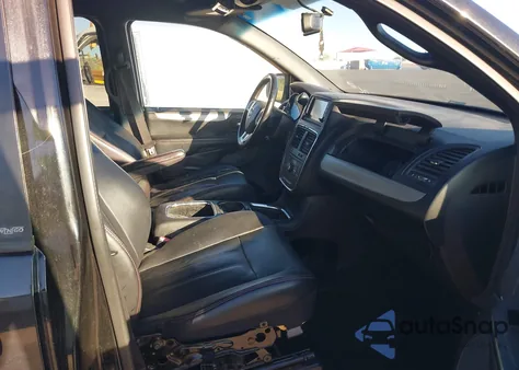 2012 Dodge Grand Caravan R/T z USA, uszkodzony, nr VIN 2C4RDGEG0CR336445